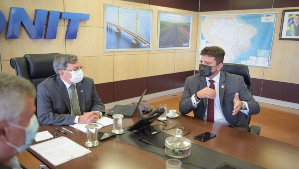 Governador solicita ao Dnit aprovação de projetos para diversas obras no Acre